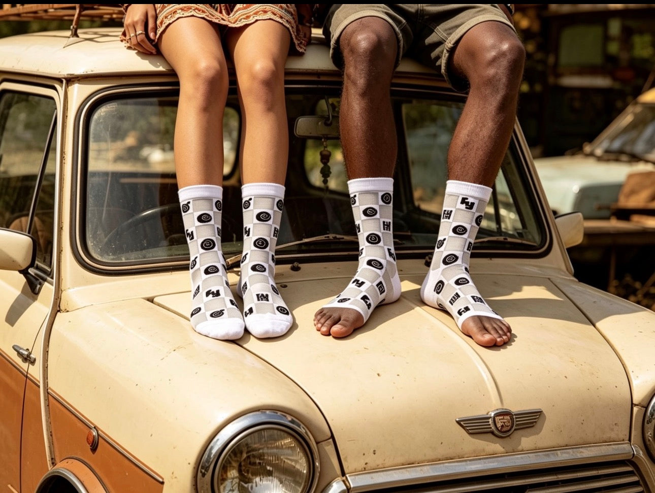 Symbolic Pattern Thin Summer Socks – Light Grey/White